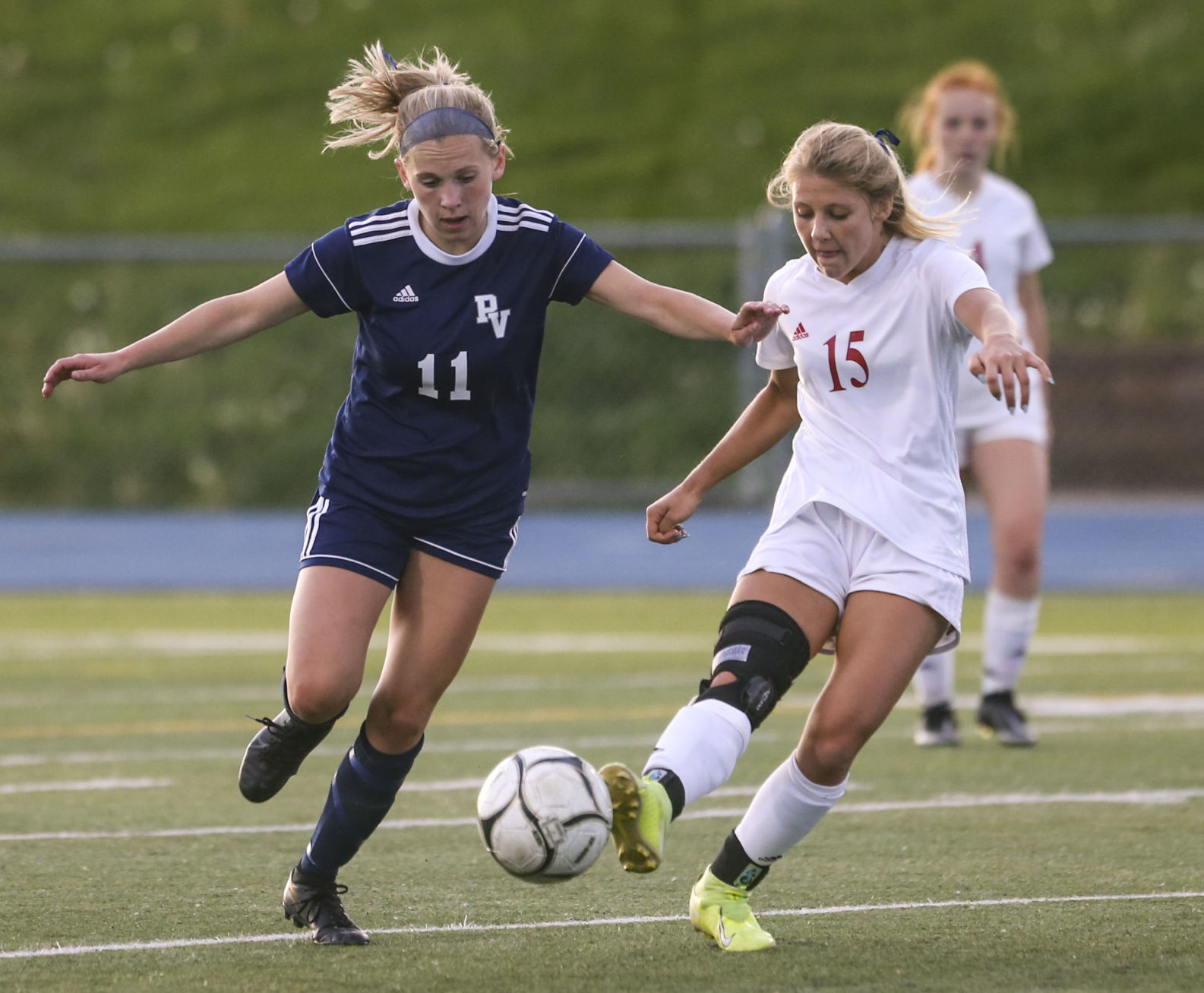 050421-qc-spt-ns-pv-soccer-08.JPG
